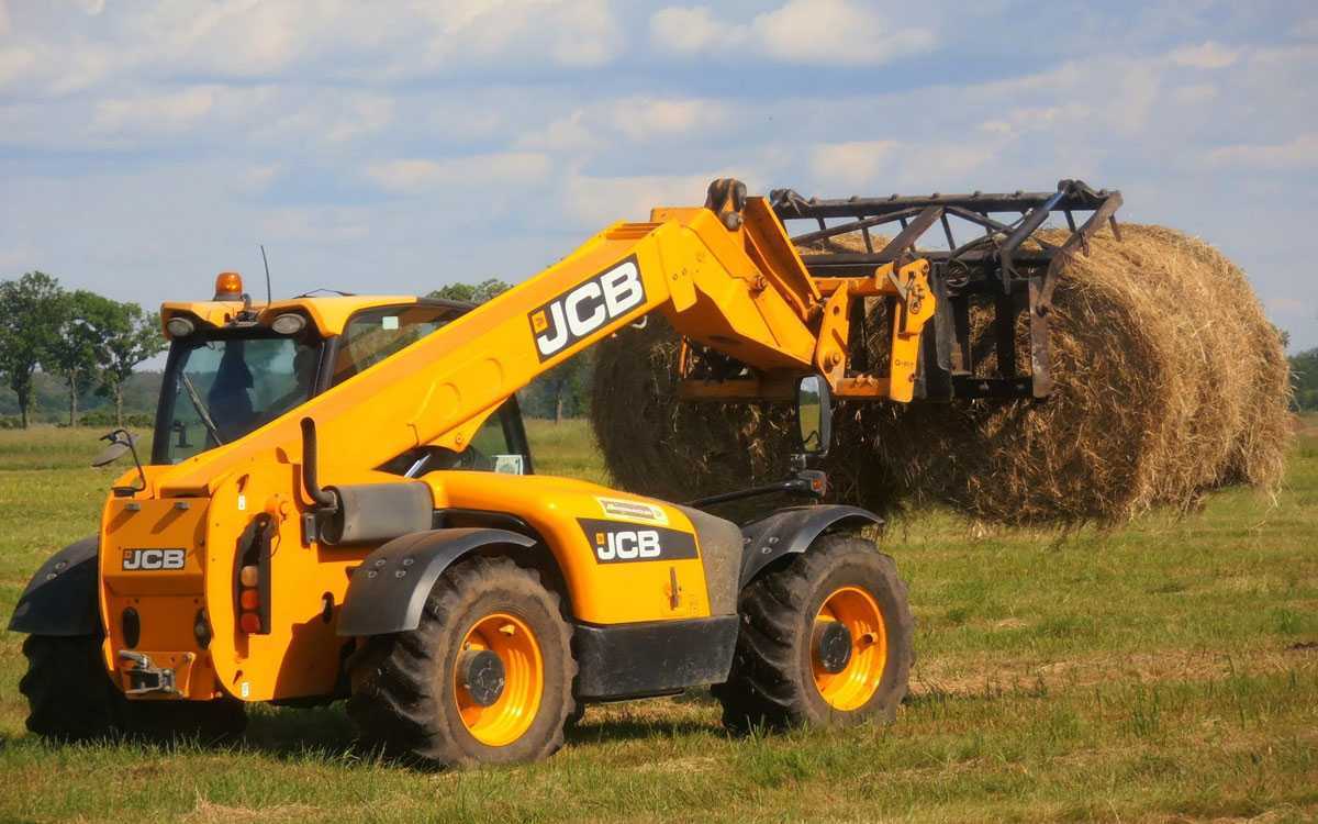 Фронтальные погрузчики с телескопической стрелой JCB