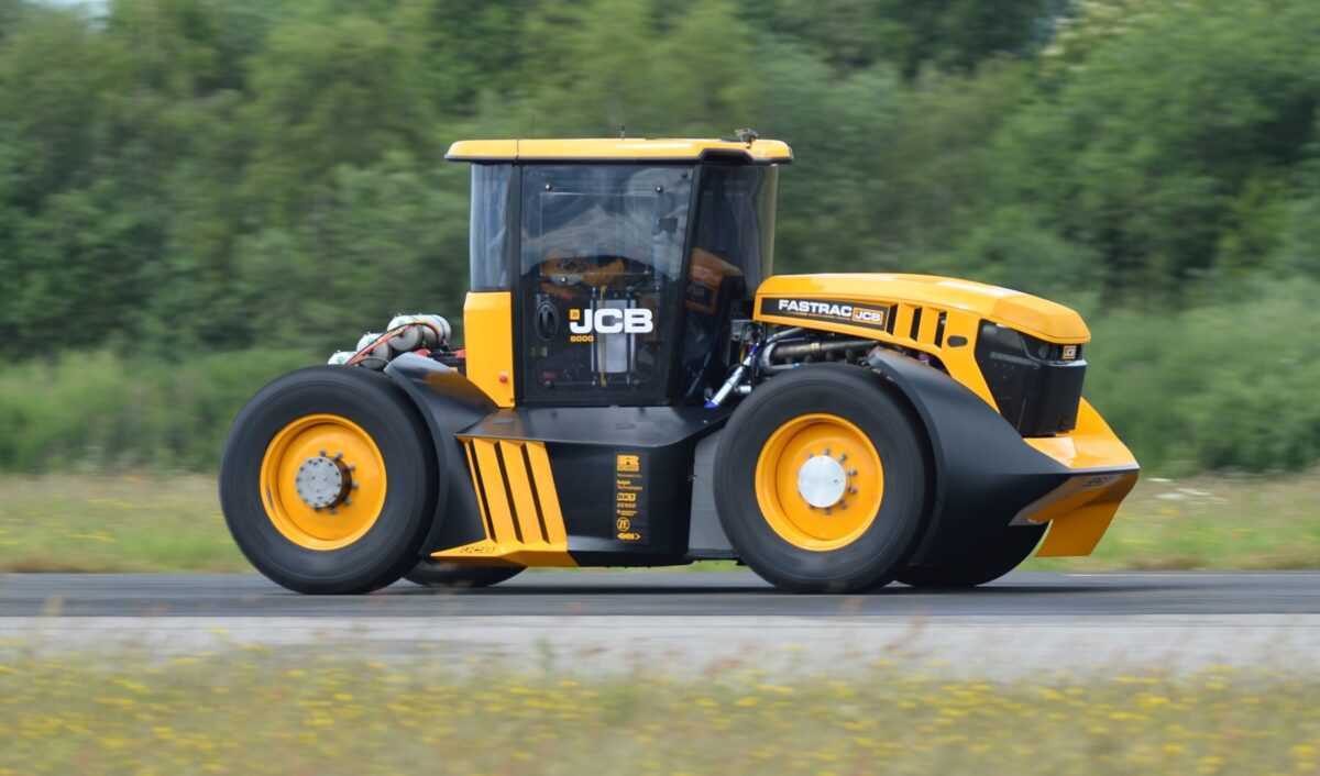 качественная техника JCB