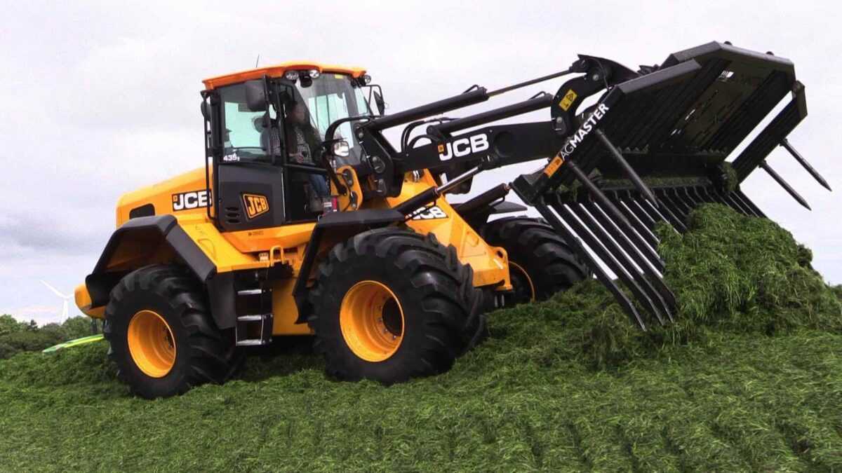 Как долго JCB производит тракторы Fastrac